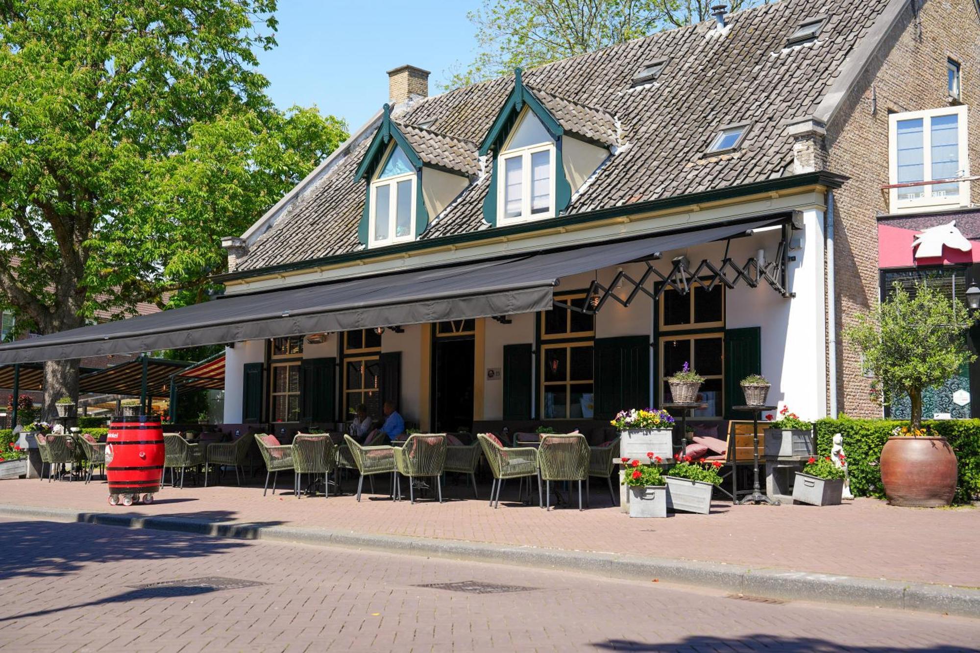 Hotel Het Witte Paard Etten-Leur Bagian luar foto